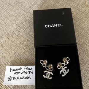 Chanel coco pearl gold ear climber earring